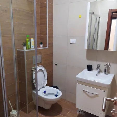 Divci Tron 10 Appartamento *