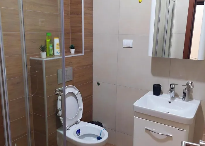 Divci Tron 10 Апартаменты *